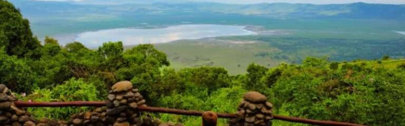 Ngorongoro-Crater-Tanzania-Safari-1-scaled-1-768x512
