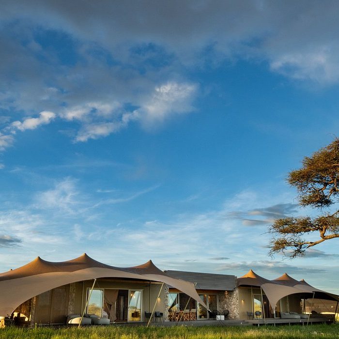 a-retreat-at-namiri-plains - Copy