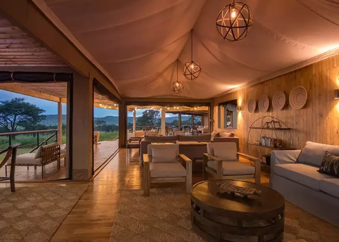 dunia-brand-new-lounge-area-interior-looking-through-to-dining-area