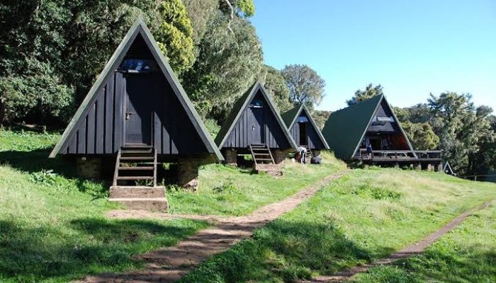 mandara-huts