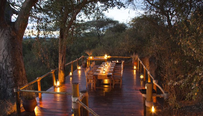 olivers-camp-dining-terrace-under-baobab