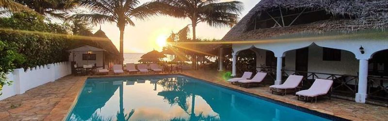 sunrise-over-the-pool