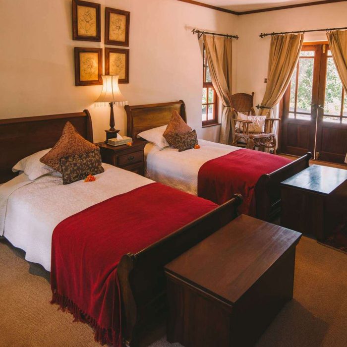 the-manor-at-ngorongor-twin-room-tanzania-yellow-zebra-safaris