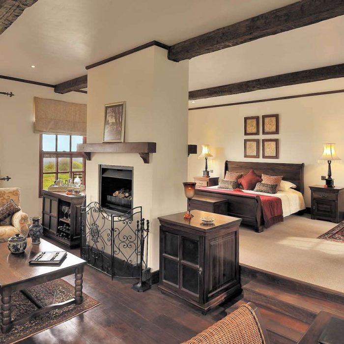 the-manor=401031-300